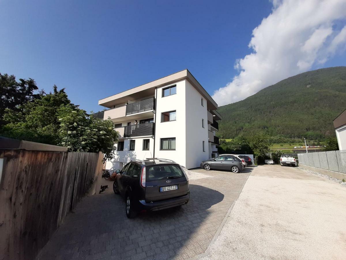 Apartment Laura Brixen Vahrn Екстер'єр фото